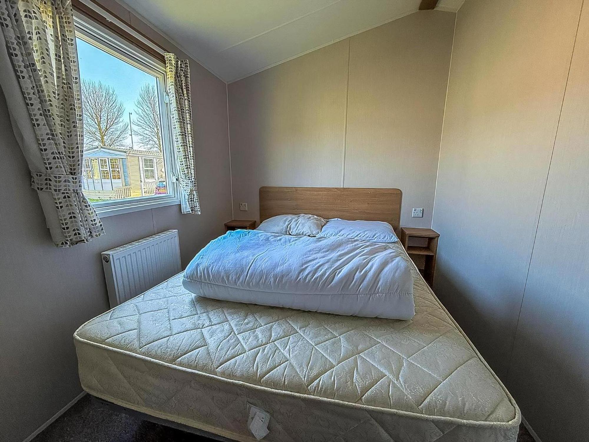 Lovely 8 Berth Caravan In Southview Holiday Park, Ref 33042Tc 斯凯格内斯 外观 照片