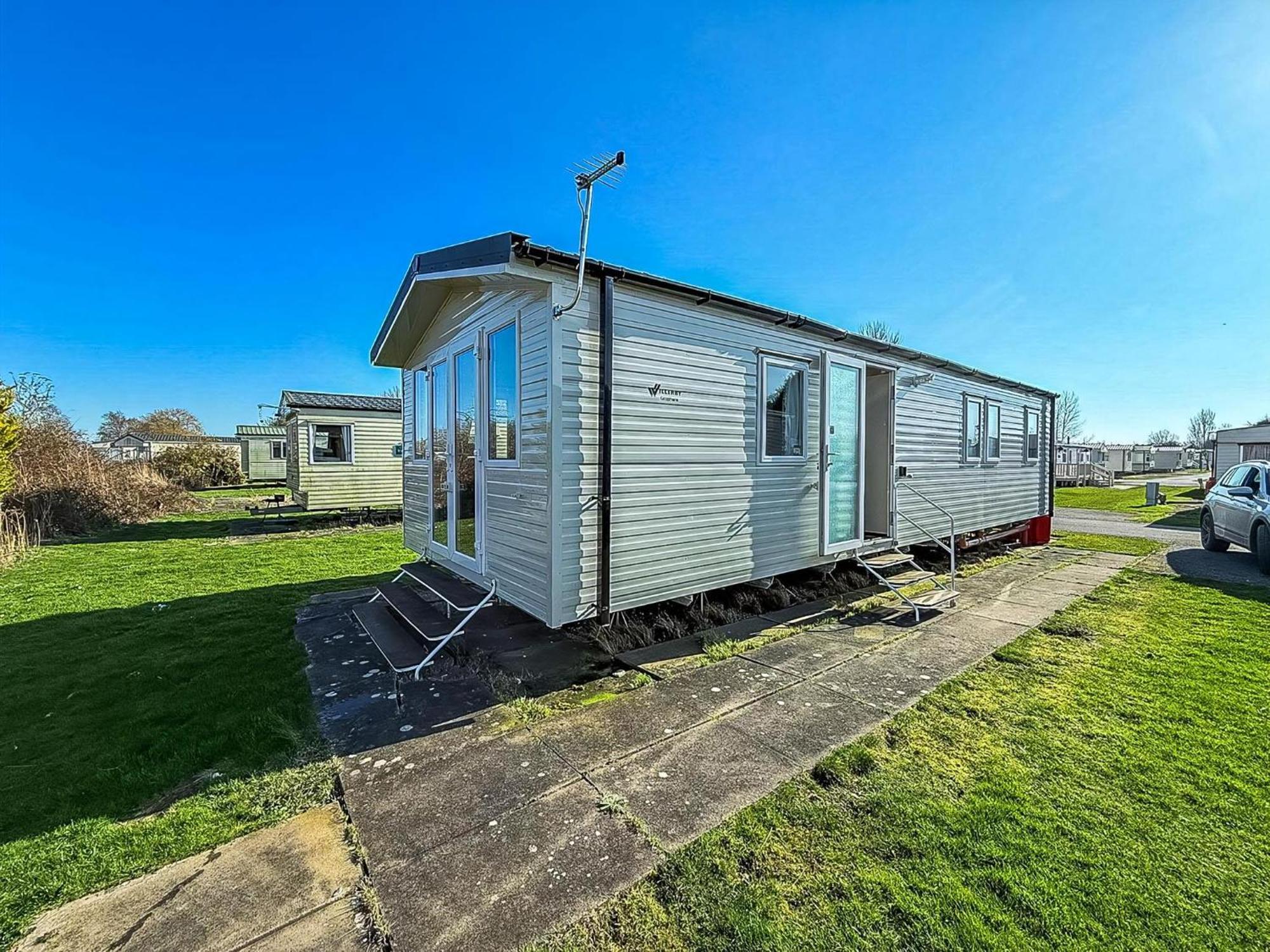 Lovely 8 Berth Caravan In Southview Holiday Park, Ref 33042Tc 斯凯格内斯 外观 照片